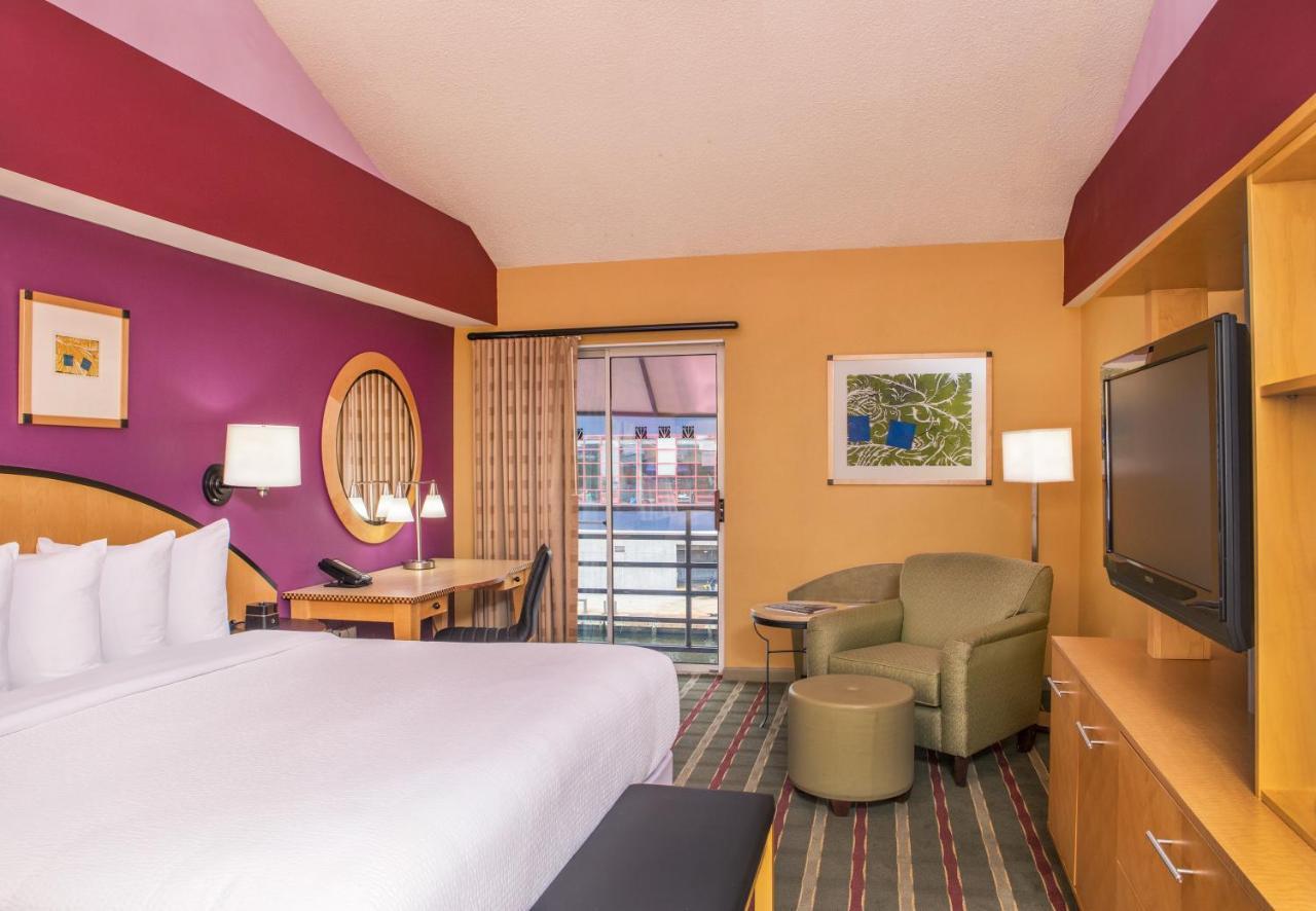 Hotel Pier 5 4*