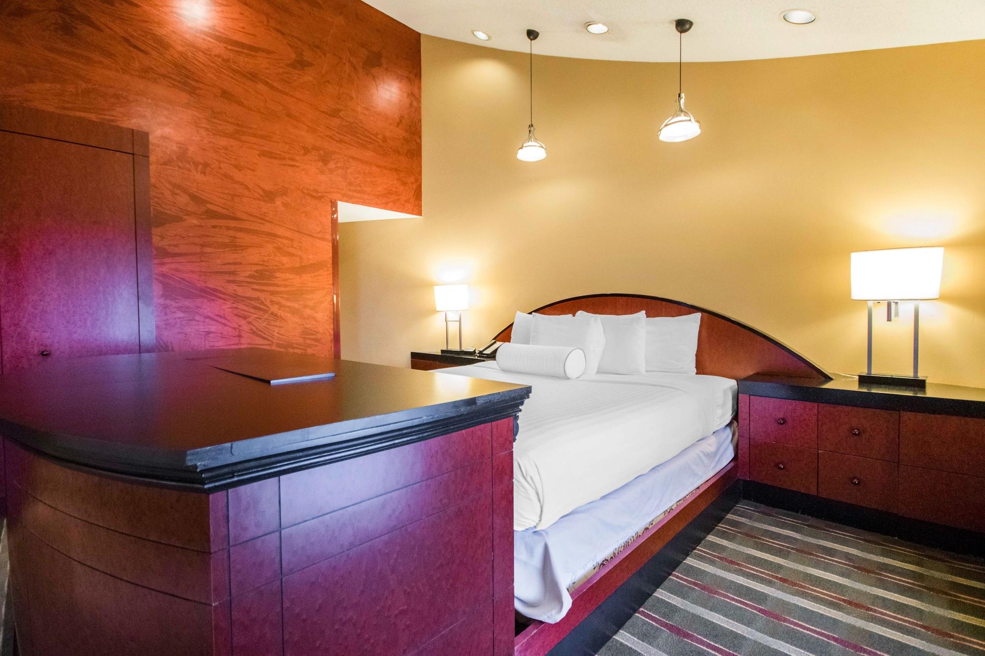 Hotel Pier 5 4*