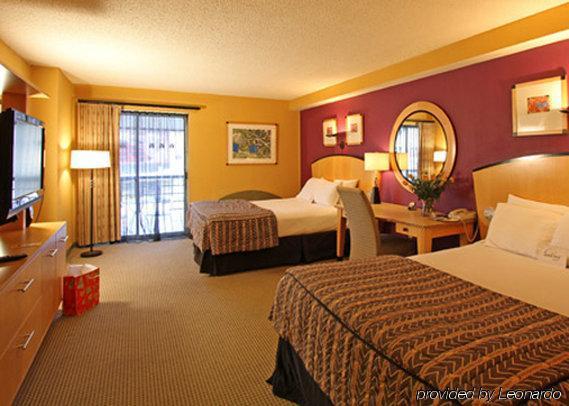 Pier 5 Hotel 4*