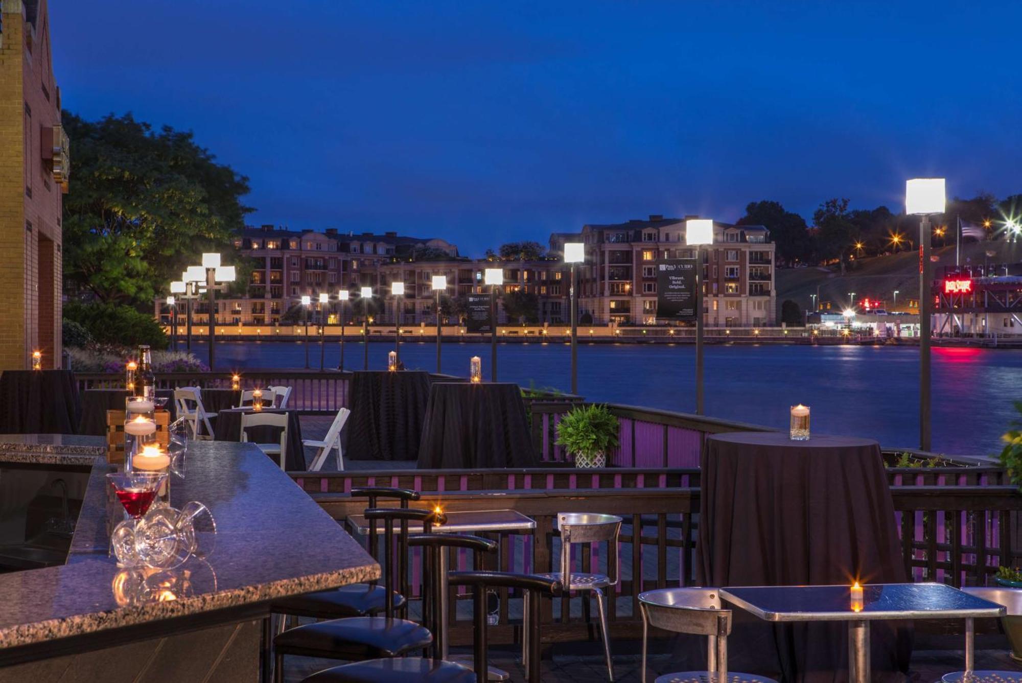 Pier 5 4*
