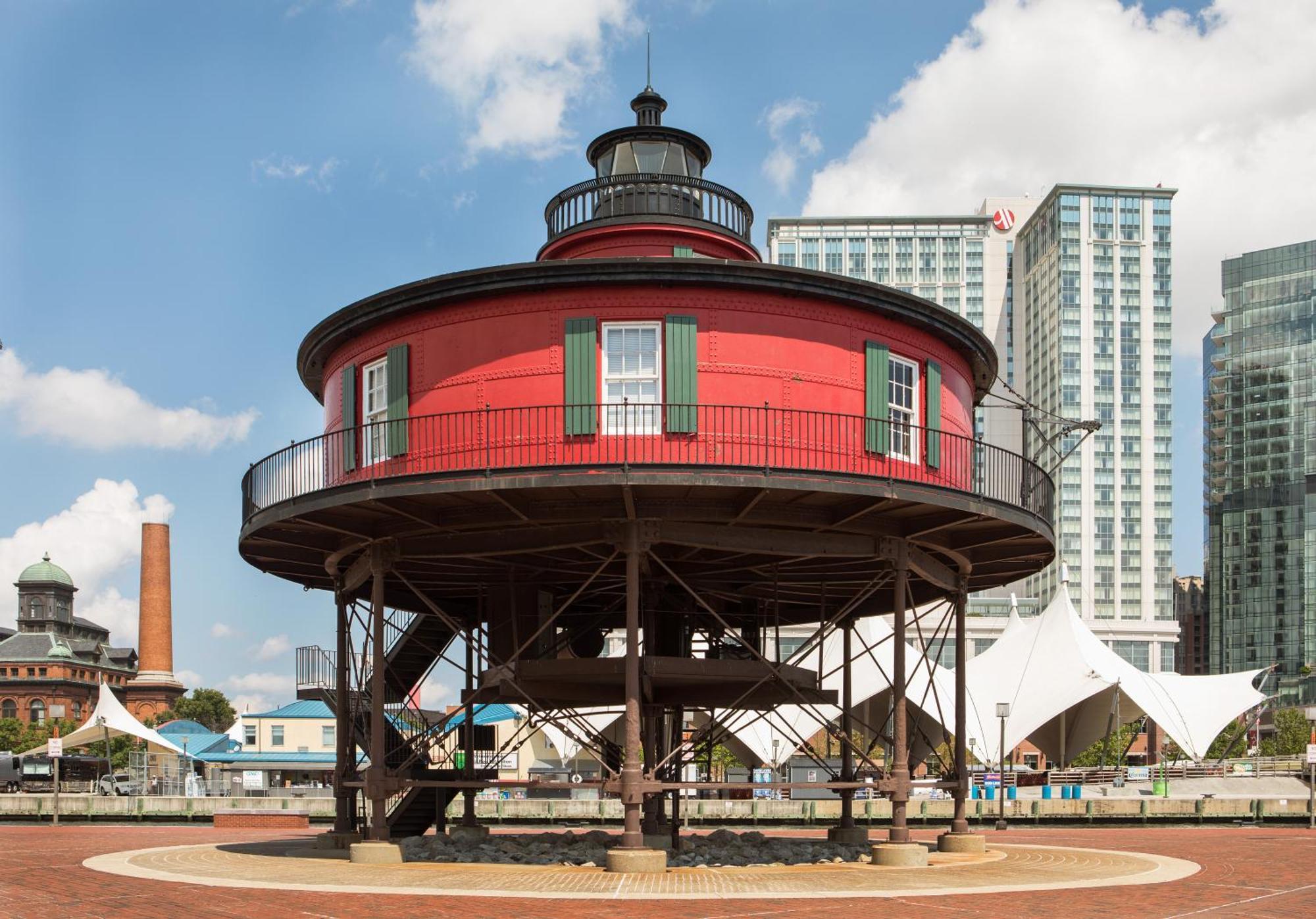 Pier 5 4*